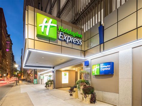 holiday inn express reservations